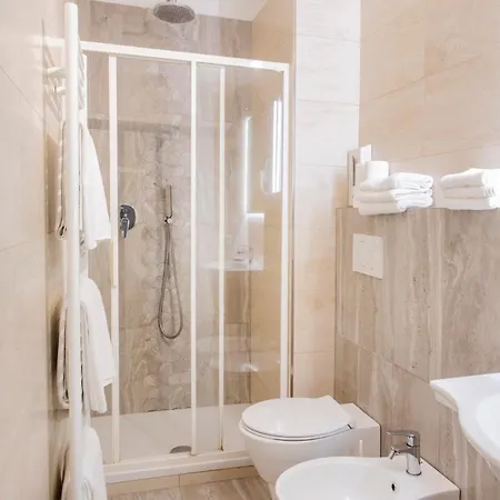 蜜庭酒店 酒店 斯特雷萨