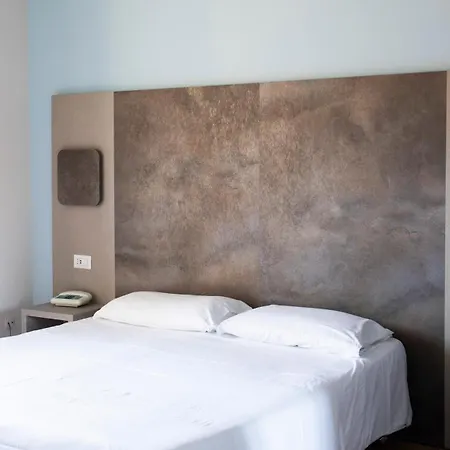 蜜庭酒店 酒店 3*