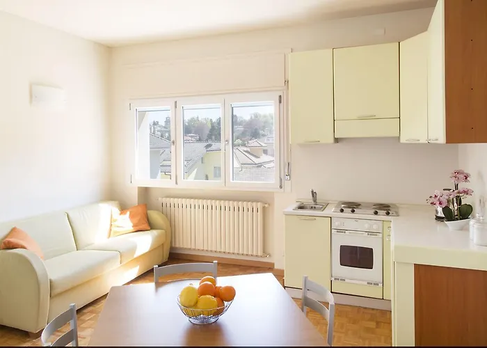 Meeting Готель Стреза